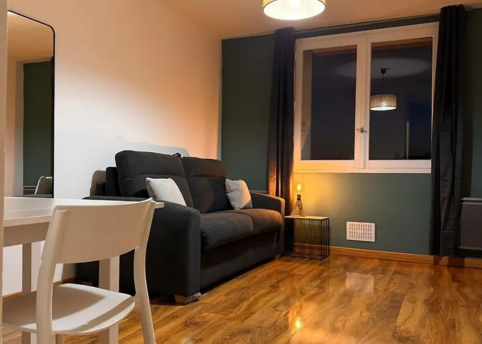 A 500 Metres De La - Parking Prive * أولغات